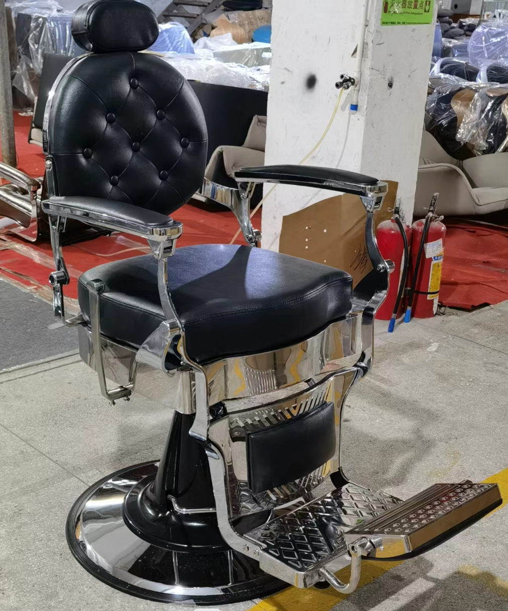 2020 Latest European Style Aluminium Alloy Heavy Duty Gold and Black Barber Chairs Styling Chairs Salon Chair With Logo