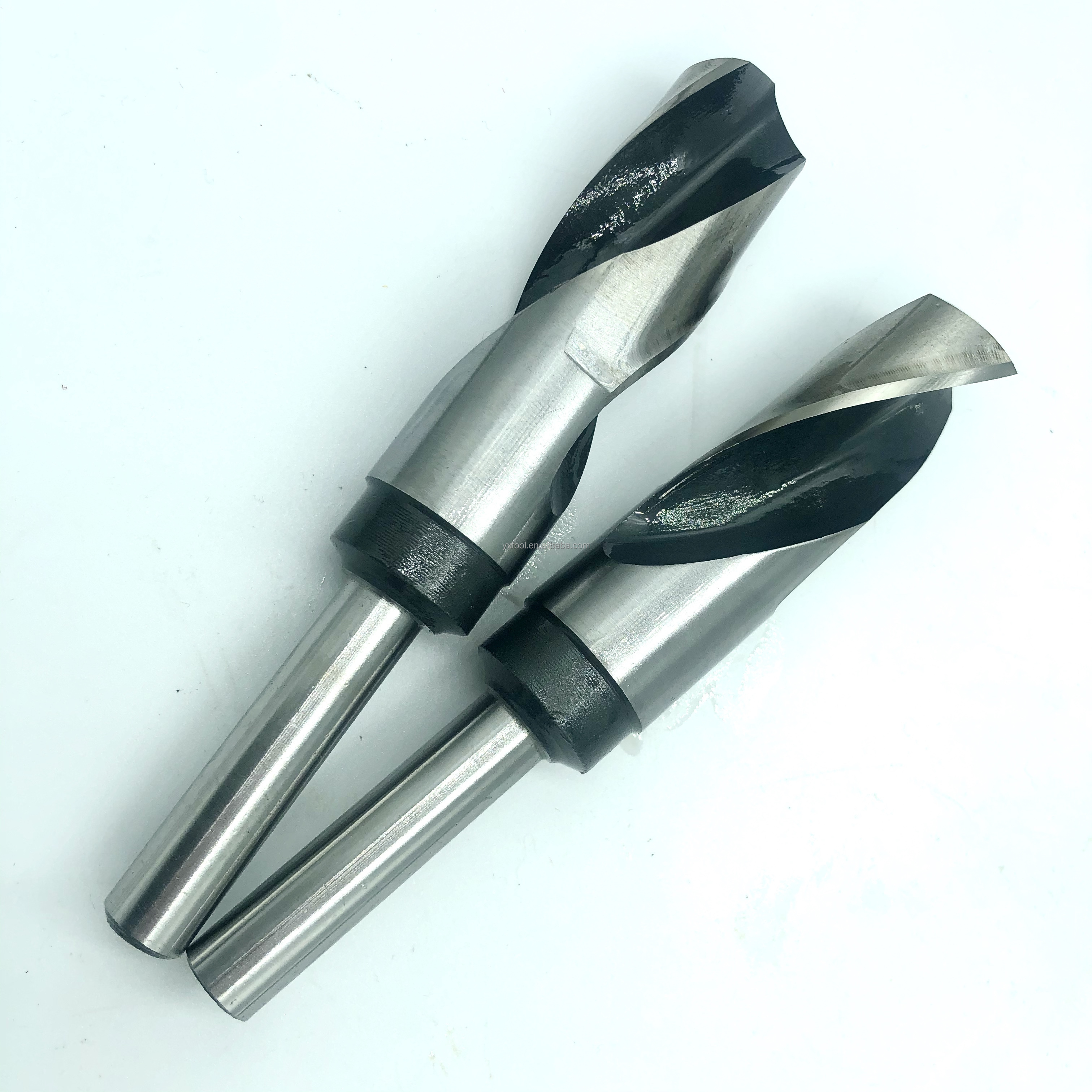 HSS Silver & Deming 1/2 Inch Reduced Shank Twist Drill Bits for Metal Black and white surface