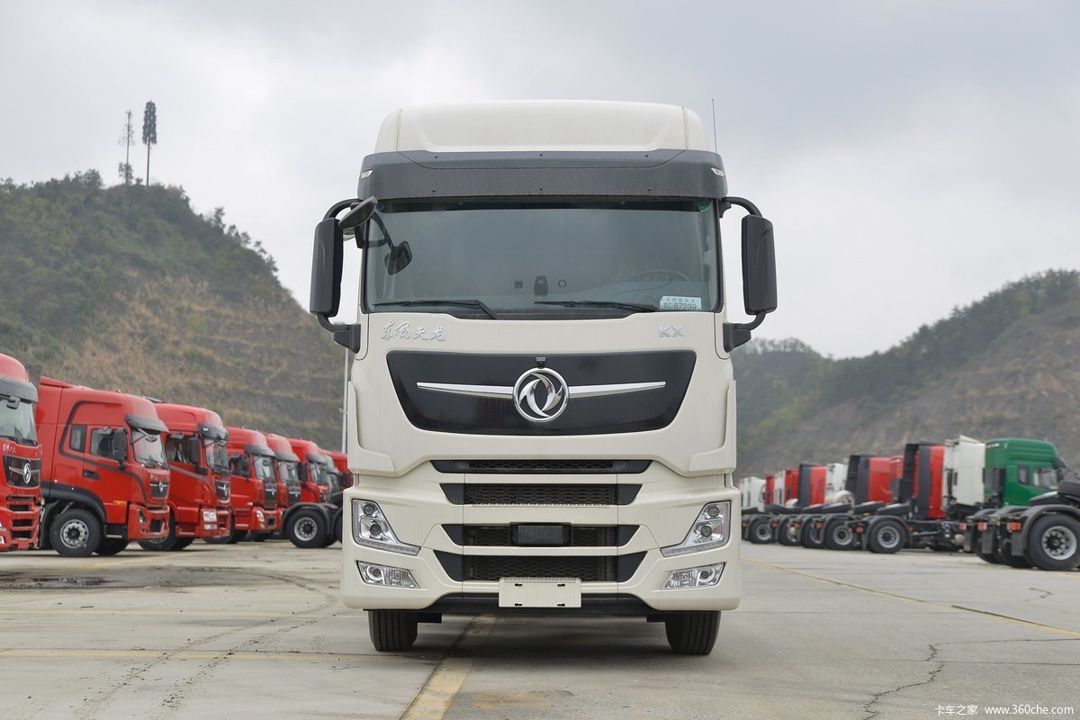 Dongfeng Commercial Vehicle Tianlong Flagship KX 520 HP 4X2 Tractor (National VI) (High Top)