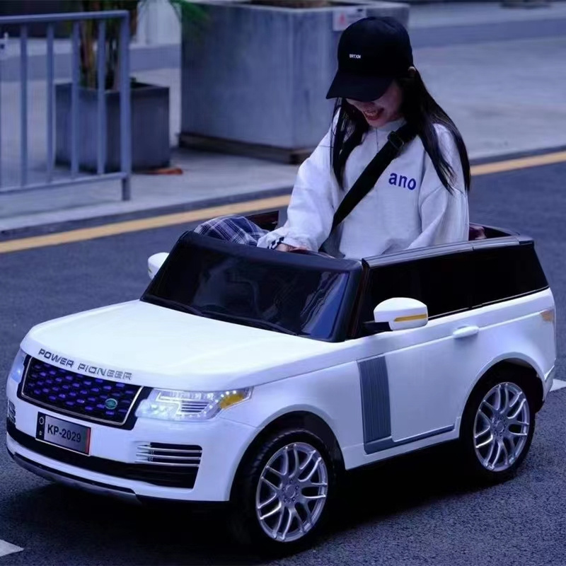 Licensed Range Rover Evoque New Selling Factory Children's Electric Toys Ride On Car Four Wheel 12V Big Luxury Car For Kids