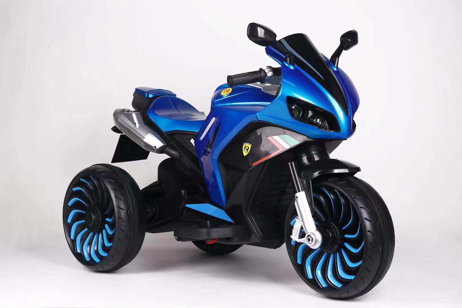 Big size children's motorbike 3 wheel battery power with light music remote control kids electric motorcycle 3 wheel