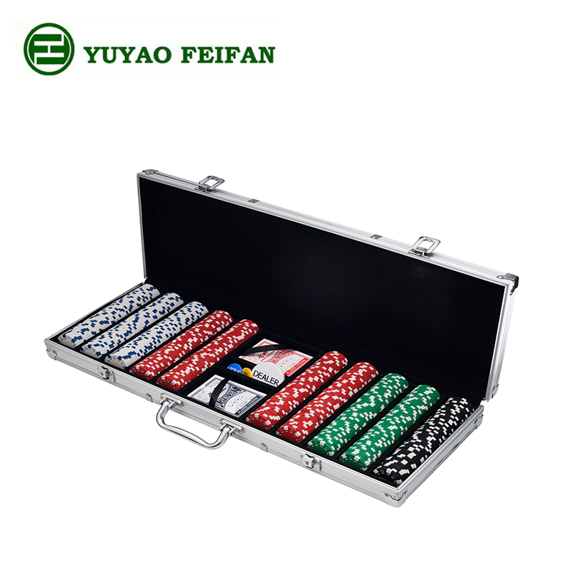 500pcs poker chips set and aluminum rounded corners case have 5 dices