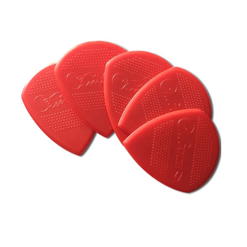 Drop shape red ABS embossed guitar picks Red Color In Non -Slip Metal Box JazzIII