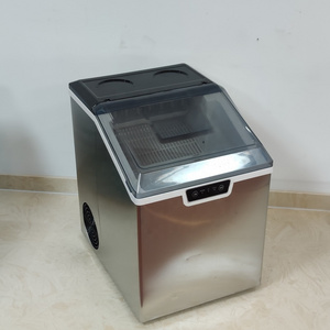 3.2L ice maker OEM/ODM wholesale portable small counter top ice maker 26lbs in 24hrs CB, CE, EMC, LFGB, RoHS