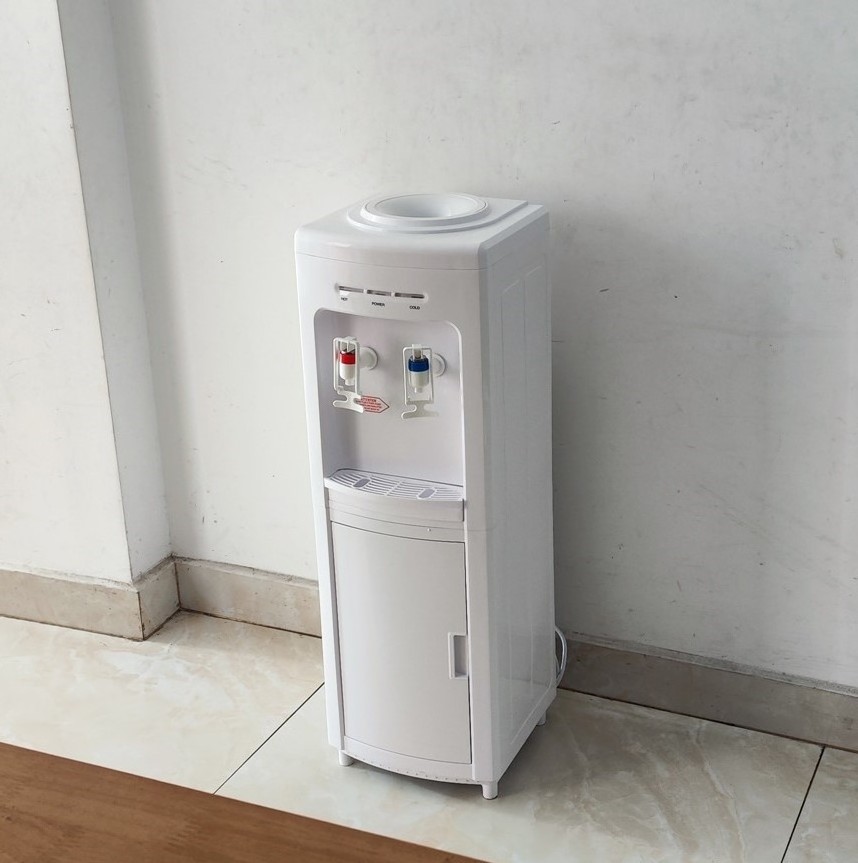 Floor Standing Cold Water and Hot Water with Storage Water Dispenser Electric Stand Plastic OEM 500W Top Load 500 220 1L 80W