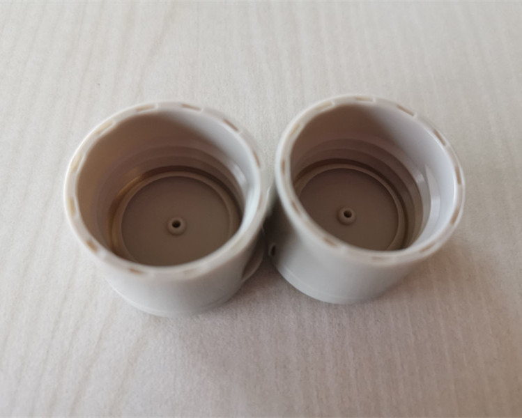 24/410 Smooth Skin Care  Plastic Bottle Cap Seal Pp Flip Top Cap Shampoo Bottles Flip Top Caps