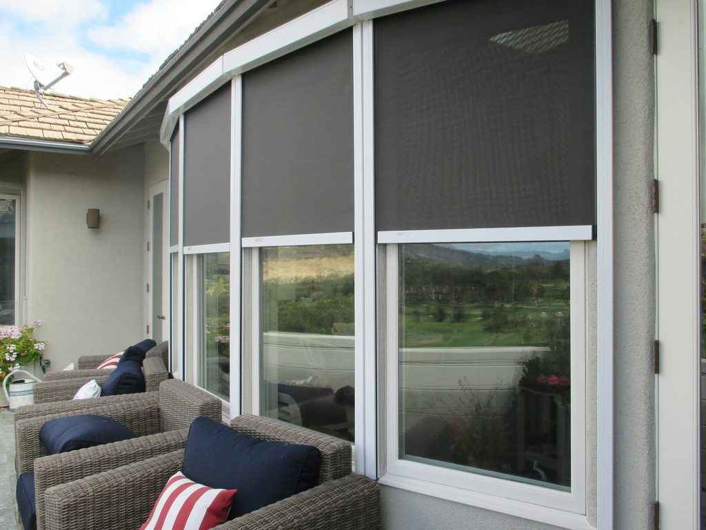 Pool Deco, Yard Furnish, Patio, Waterproof, Windproof, Anti UV, Mosquito Proof, Motorized Outdoor Roller Blinds, Blackout Screen