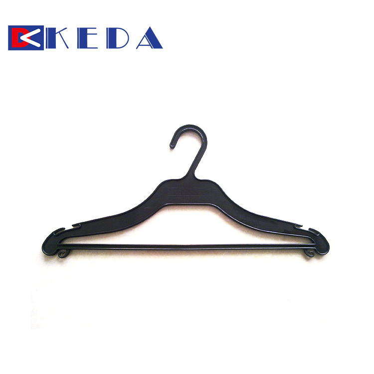 With 15 years experience factory sale plastic clothes hanger with bar pegs C18