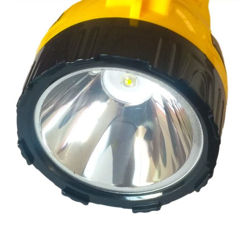 india market hot cheap plastic  solar rechargeable searchlight for sell