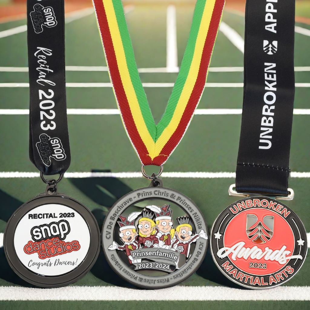 Customised Zinc Alloy Race 3D Blank Metal Gold Medals Sports Souvenir Key Medals Cheap Custom Medals Logo