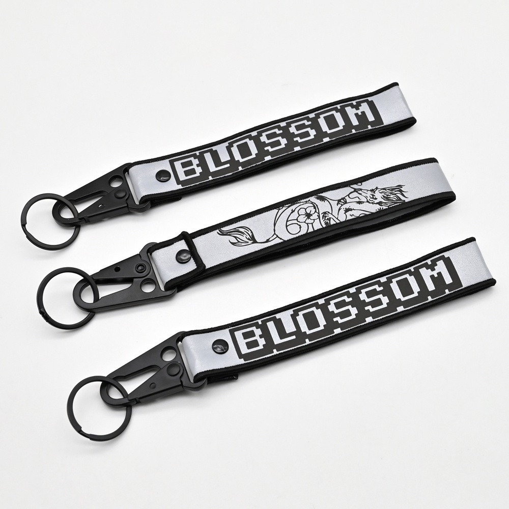 Promotional Gifts Custom Cheap Reflective Fabric Jet Tag Keychain Reflective Woven Keychain