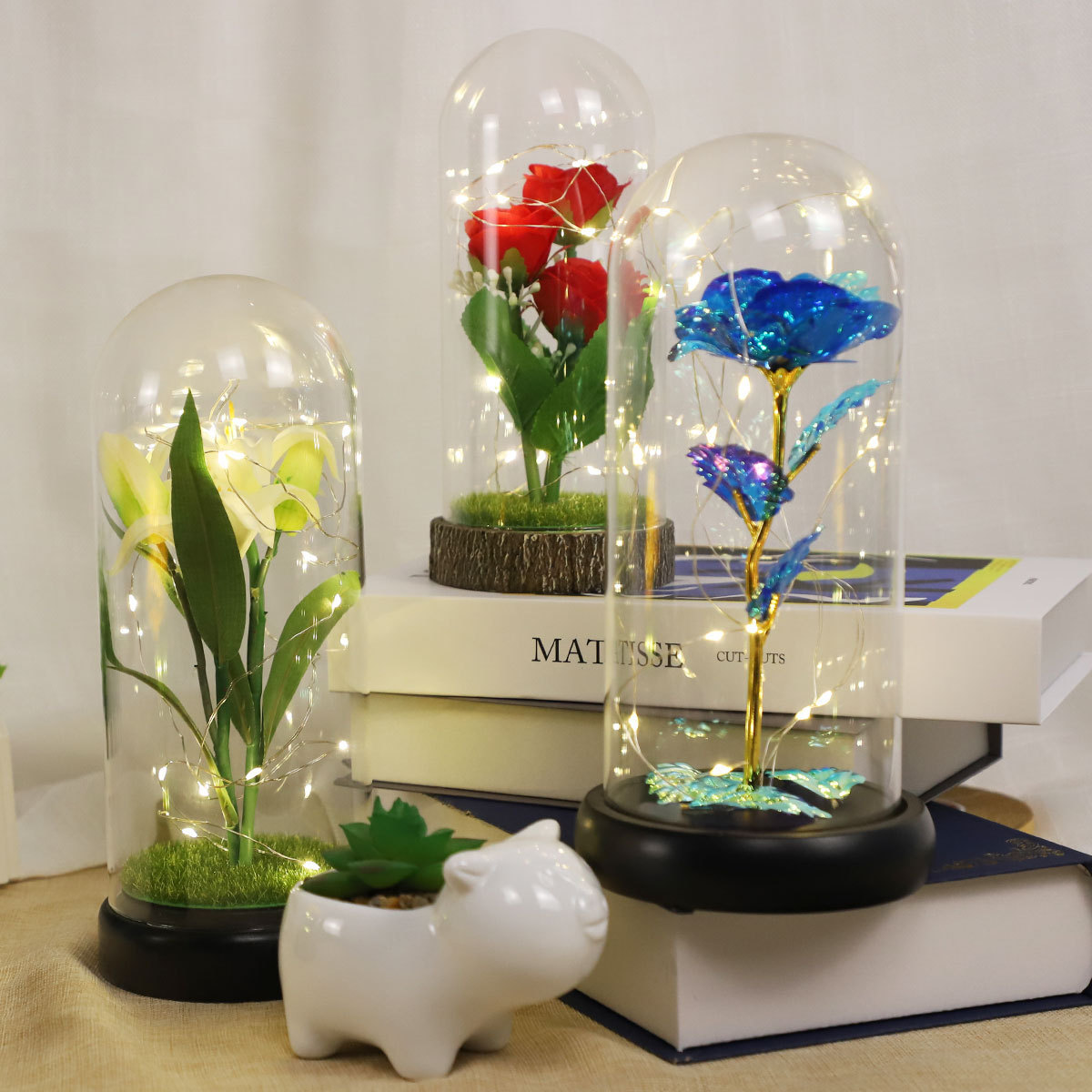 Custom Artificial Valentine's Day Gifts Rose Led in Glass Dome Decorative Flowers Display Glass Domes With lights