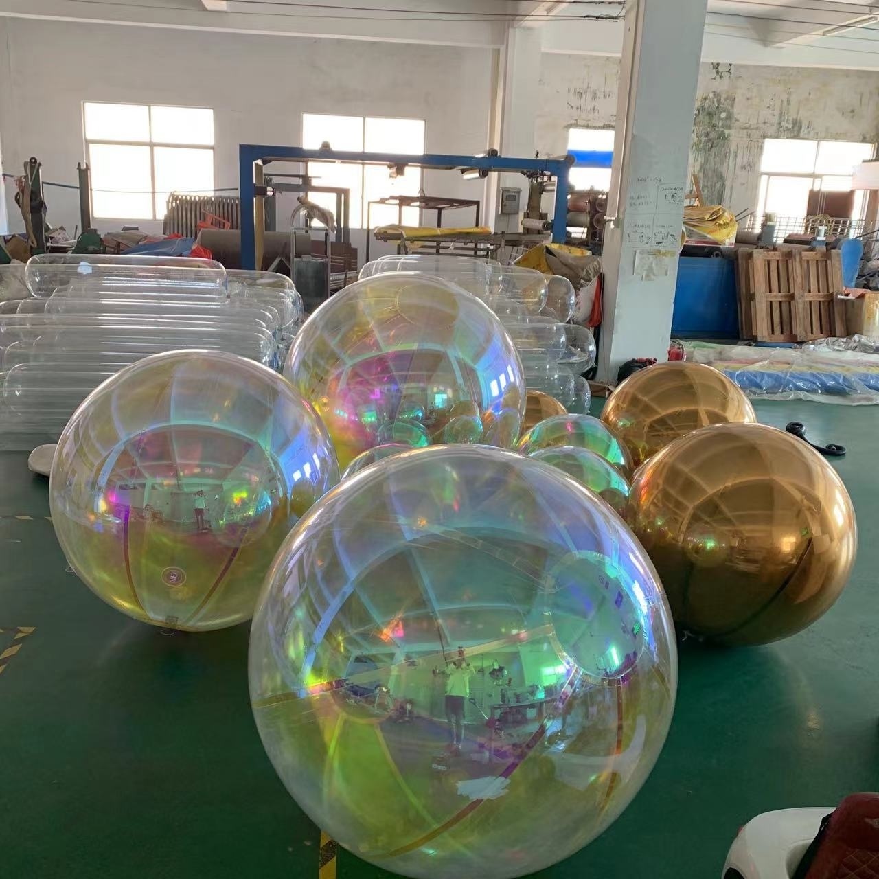 Metallic Inflatable Spheres - Iridescent Giant gold mirror sphere Outdoor Christmas Pvc Inflatable Decoration Ball