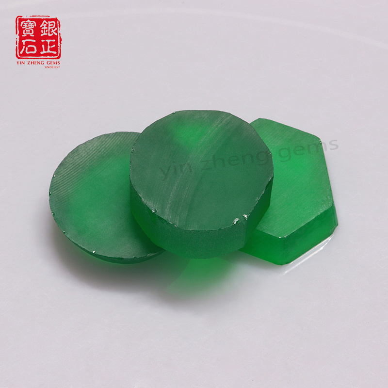 Hot sale loose green rough emerald rough yag green synthetic gemstone rough green jewelry