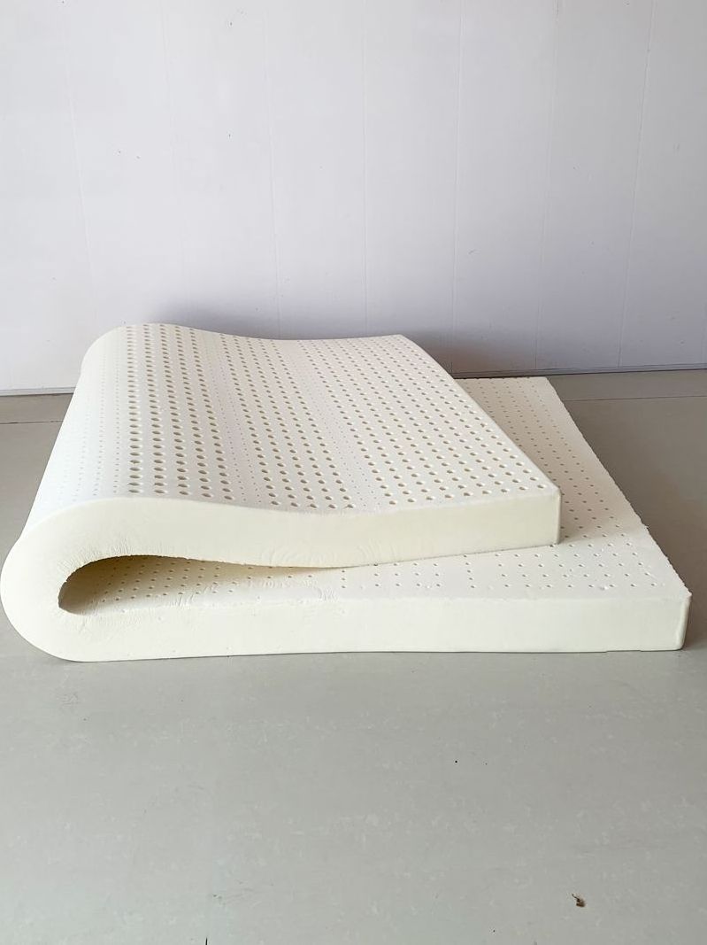 Customized Single or Double Mattress  Queen/ King Size Natural Latex Mattress with Wholesale Price Supplier