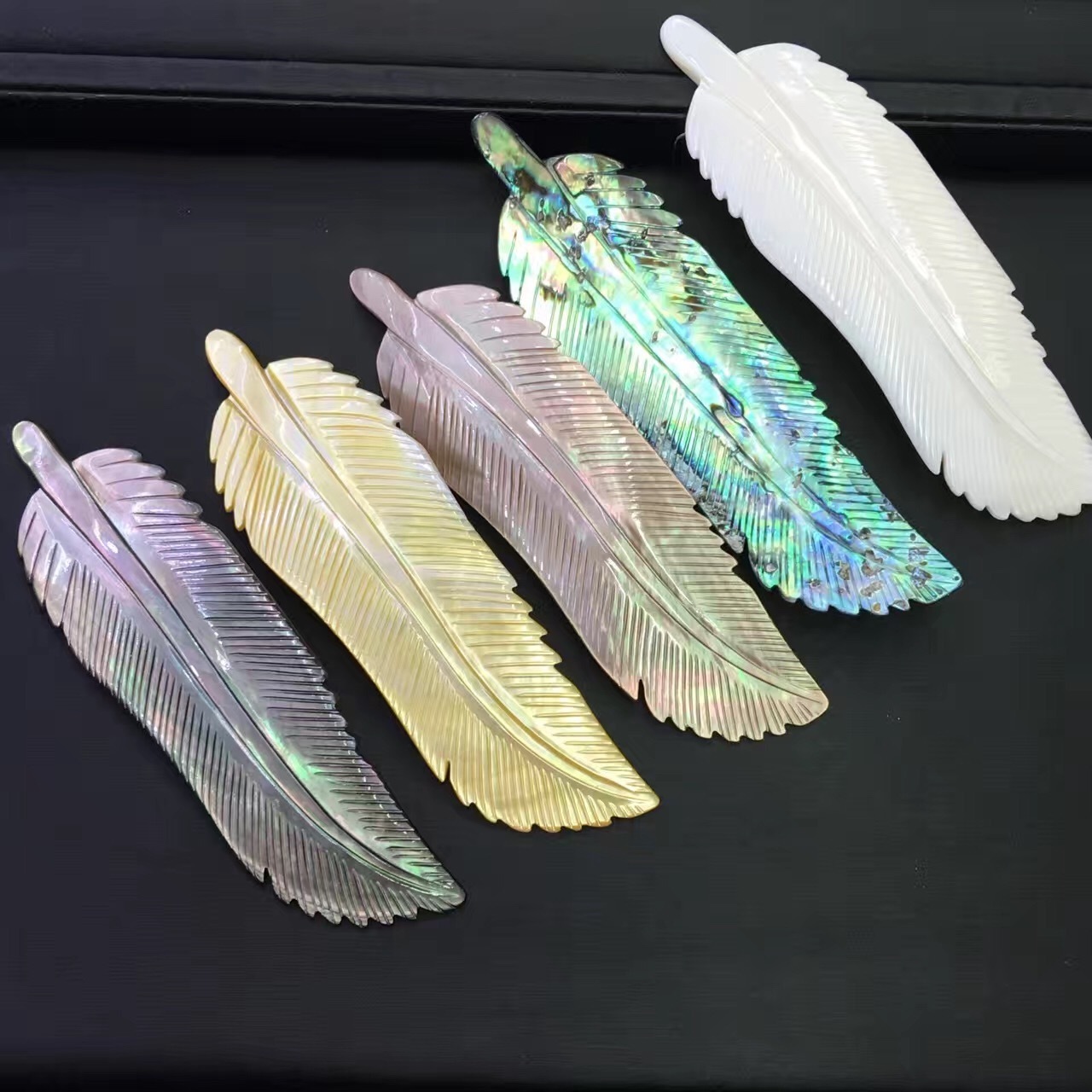 YZ varied color leaves carved mother of pearl natural seashells sea shell stone