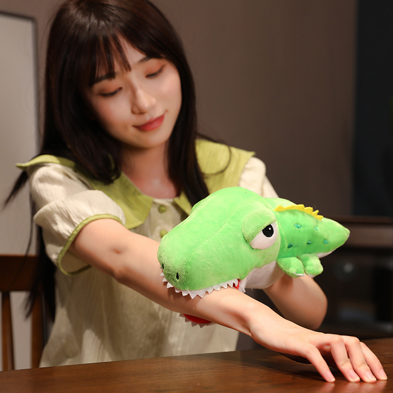 new sunrise Custom logo popular shark whale  sea animal kids hand finger puppets stuffed animals frog shape soft plush toy