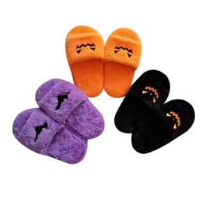 2022 Cheap Wholesale Indoor Comfortable Cute Slip On Flat Shoes Pumpkin Fashion Design Fur Slippers Halloween Home Slippers