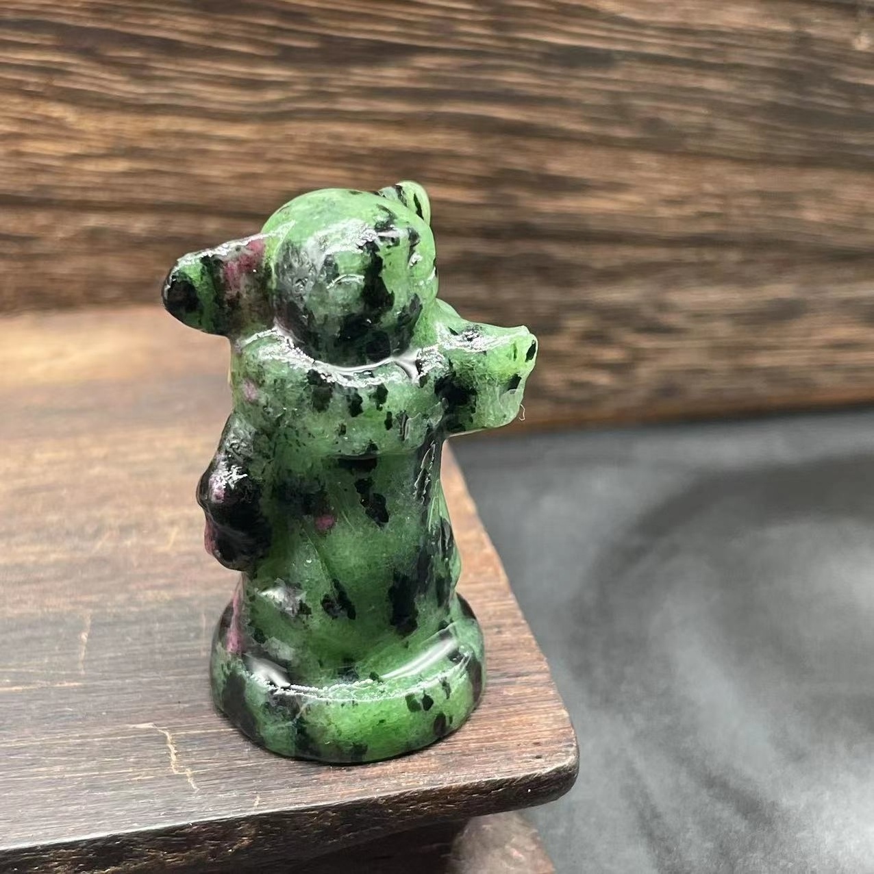 Green Aventurine Crystal Carving Wholesale India Green Aventurine Rough Hand-carved Baby Yoda Statue