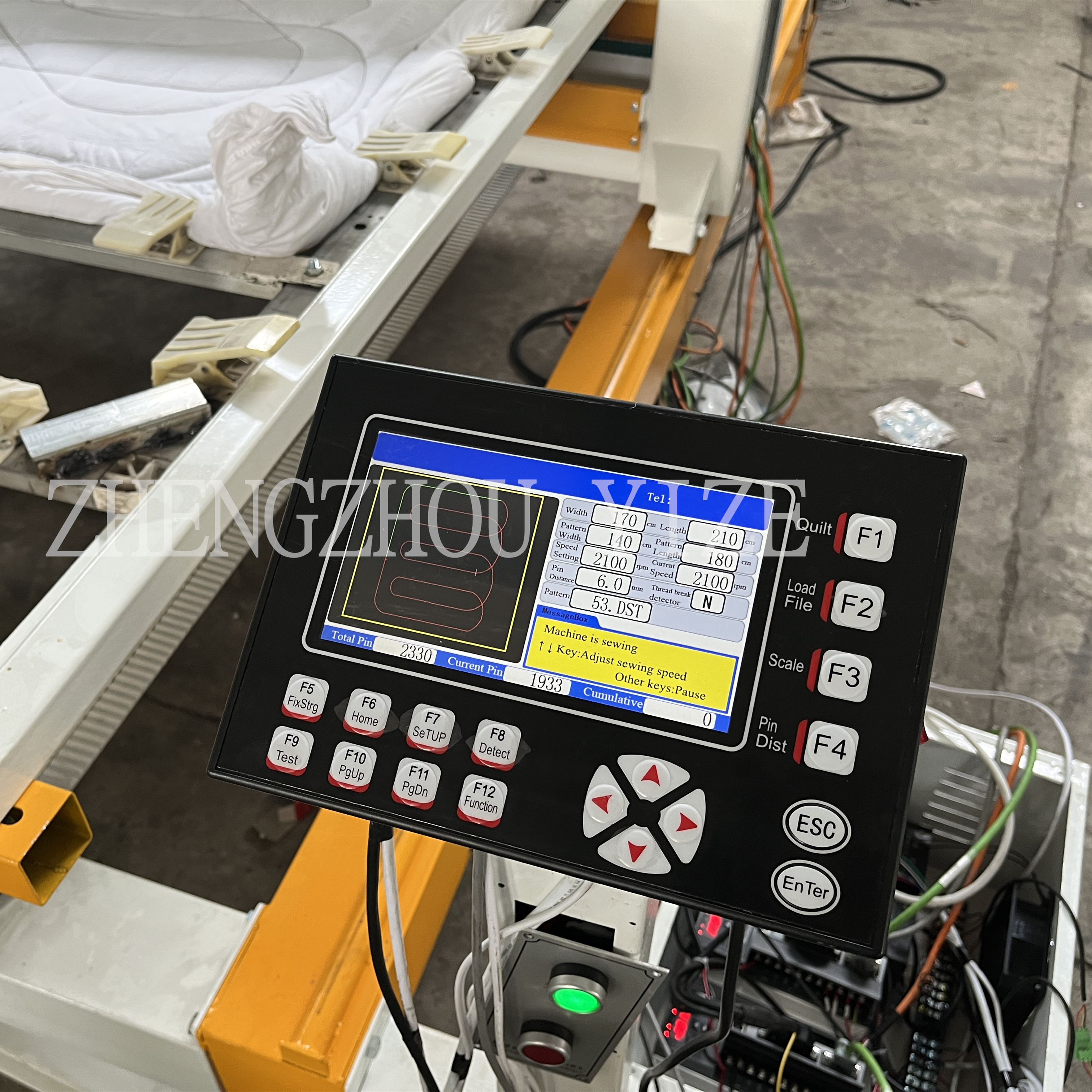 Industrial Computerized long arm duvet quilting machine sewing quilt servo motor mattress single needle quilting machine