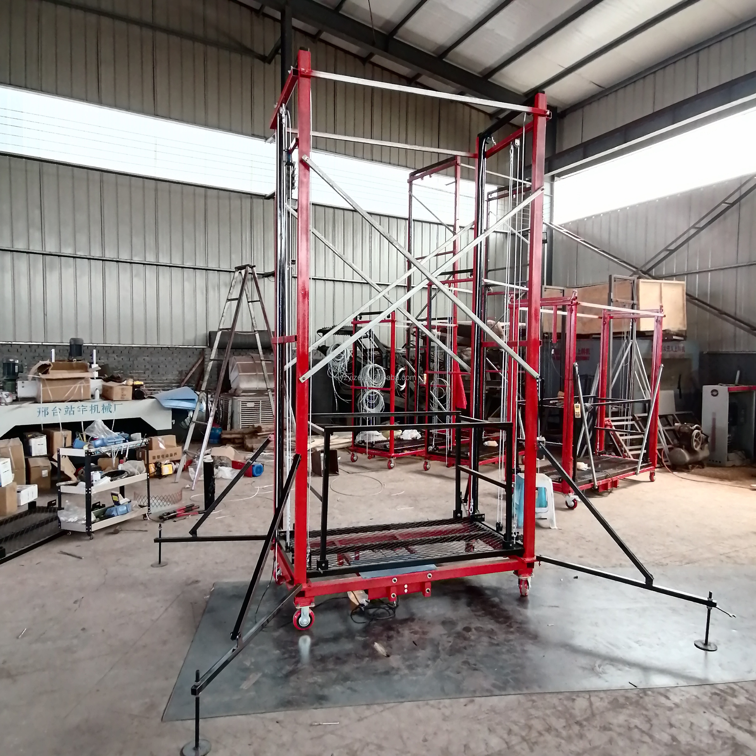 Removable Steel Tube Bracket Electric Lifting Scaffold System Steel Tube Bracket Platform Scaffolding for Construction