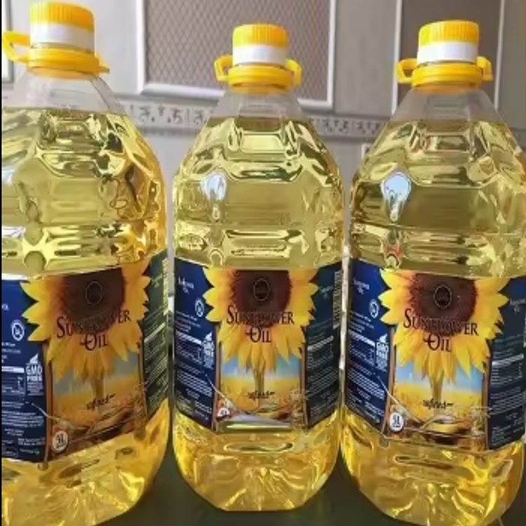 Yellow pure refined sunflower oil for cooking