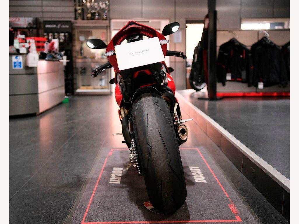 Quality Used Best Price Wholesales Ducati Panigale V4 1103cc used sport bike for sale