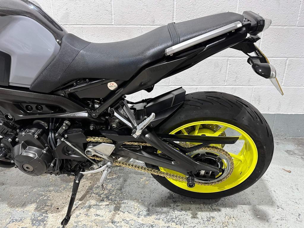 Speed Fairly Used Best Price Wholesales Yamaha MT-09 850 850cc used sport bike for sale