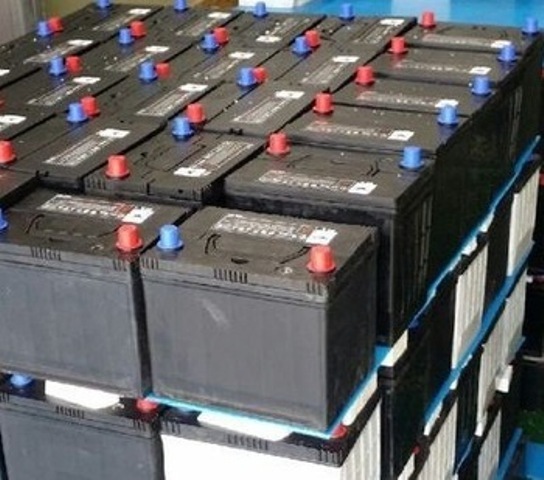 Cheap Wholesale Drained Lead Acid Battery Scrap at Factory Cost / Used Car Battery Scrap for Sale