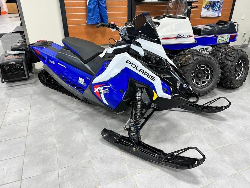 Factory-Sealed ORIGINAL NEW 2023 Polaris Snowmobile 850 Indy XC 137