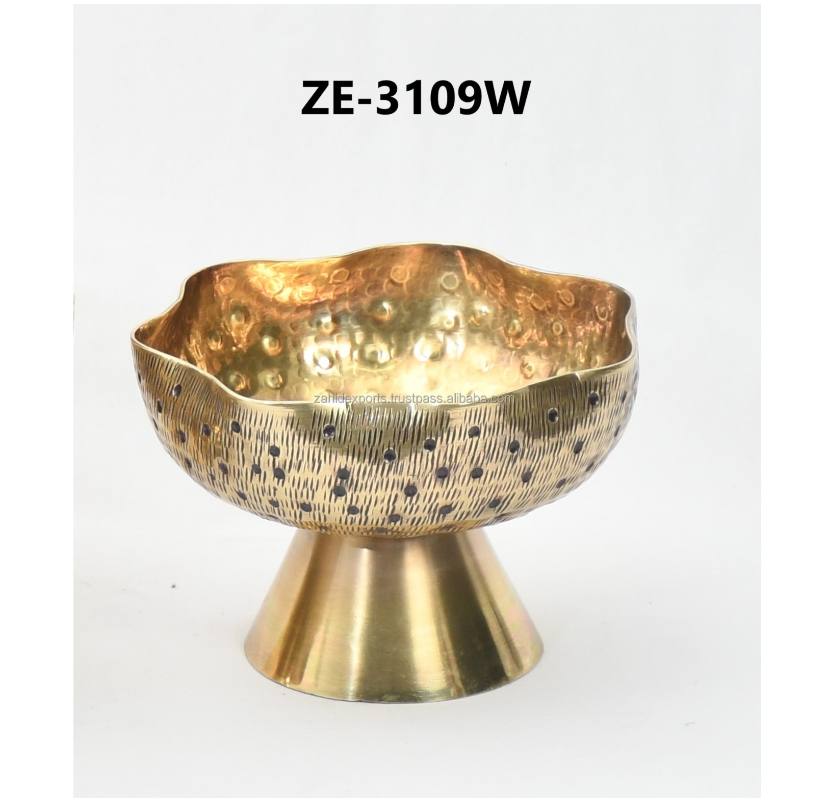 High Quality Aluminium flower vase gold finish home and restaurant decoration flower vase wedding and party ware metal flower