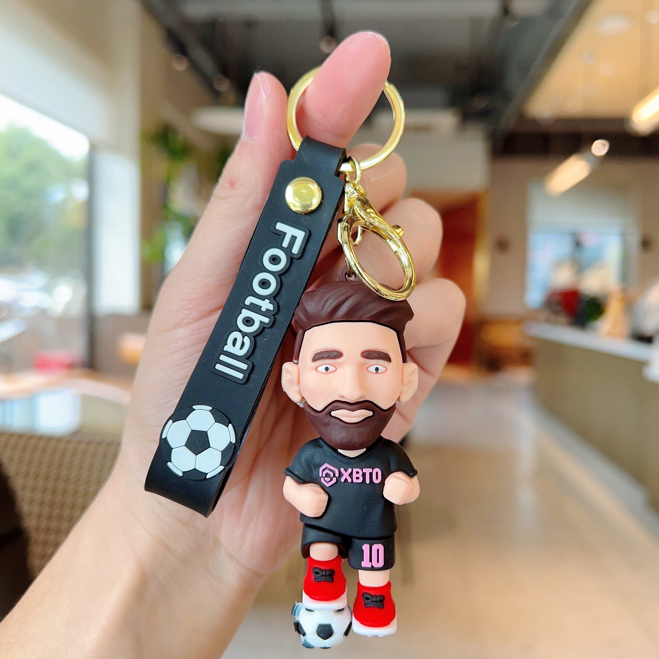 Factory Wholesale Hot Sale 3D pvc keyring Football star doll soccer star key chains Miami messi jersey pendant Messi keychain