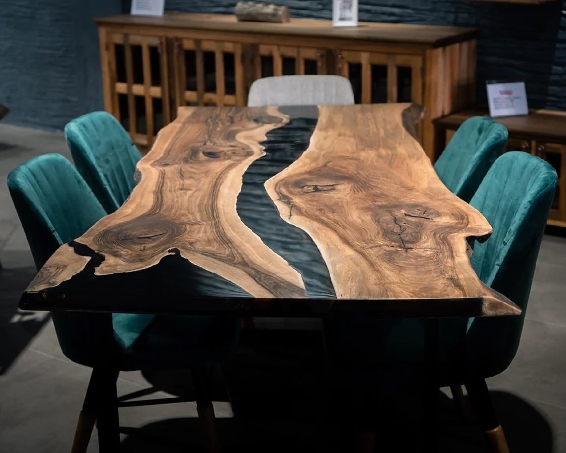 Live Edge Epoxy River Table slab with clear blue resin dining table set in stock Indian Acacia Wood epoxy dining table