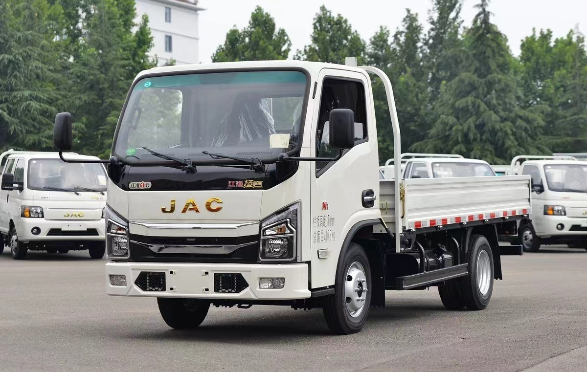 4x2 Light Cargo Truck Jac Petrol Gasoline Light Truck Cheaper Price