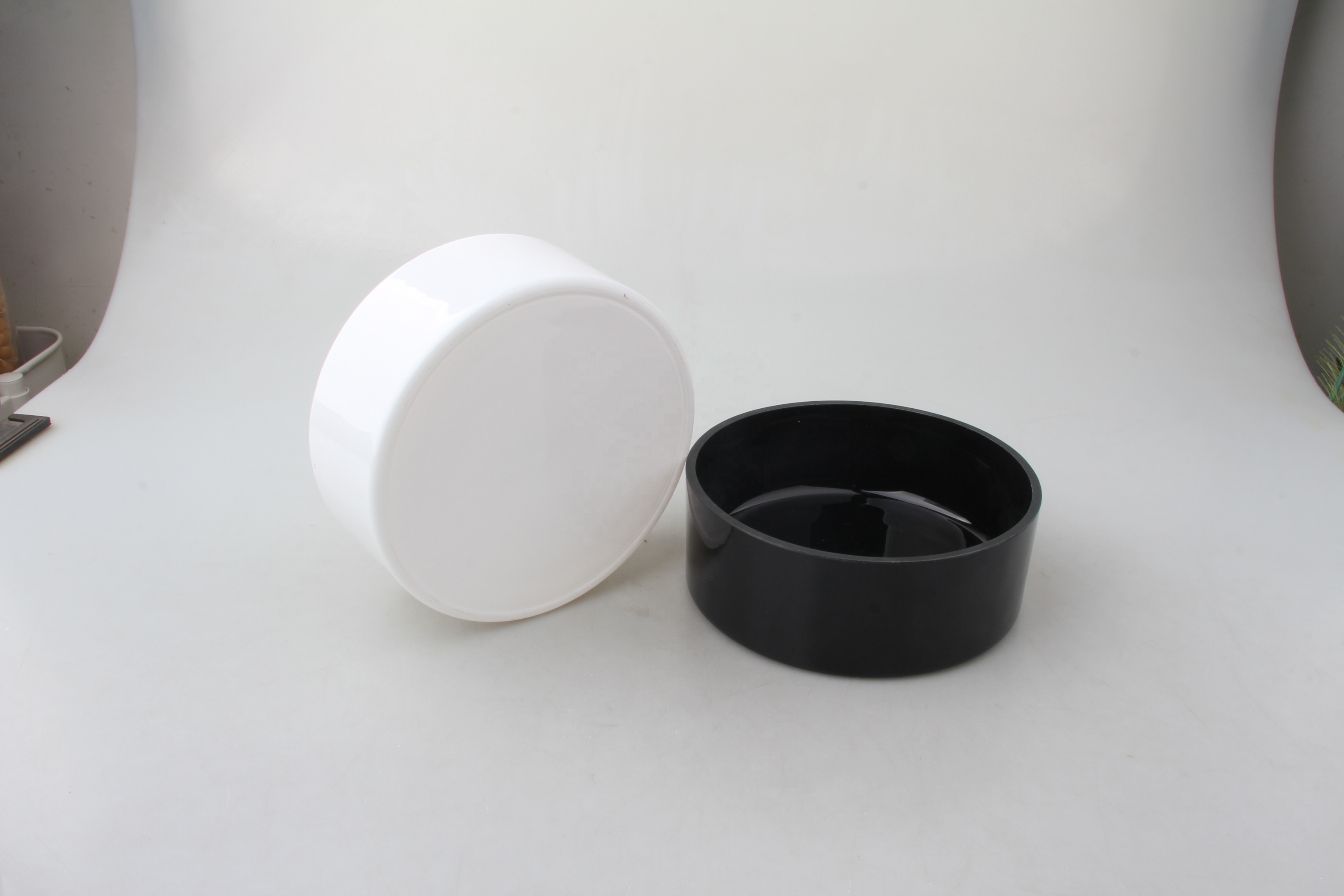 wholesale empty white black large glass candle holders and candle jars for making candles