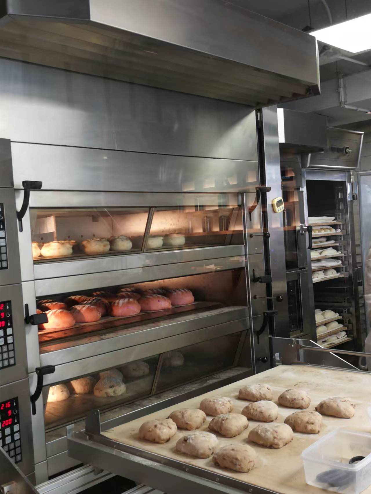 Industrial bread baking ovens for sale in sa kenya india kerala rusk philippines home used pizza Gaz commercial oven