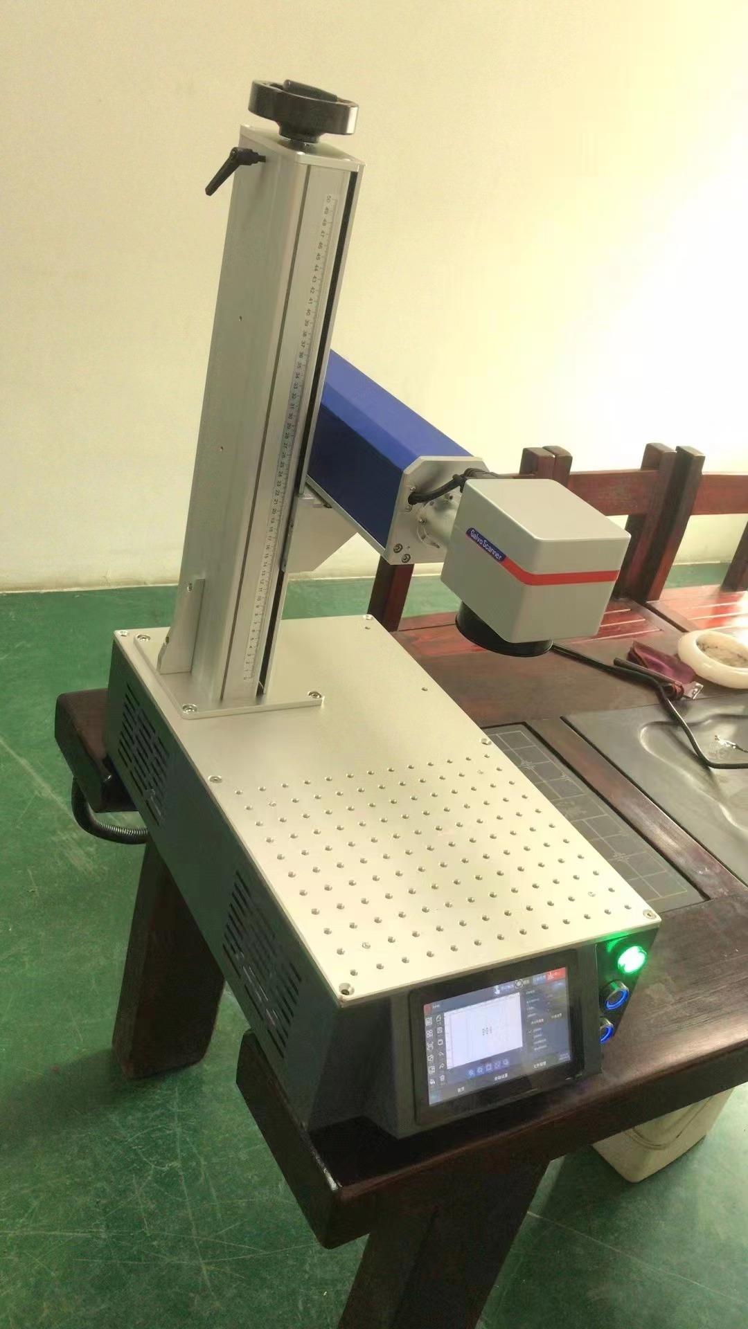 Metal Aluminum Desktop Split CO2 Galvo Laser Marking Machine 30W