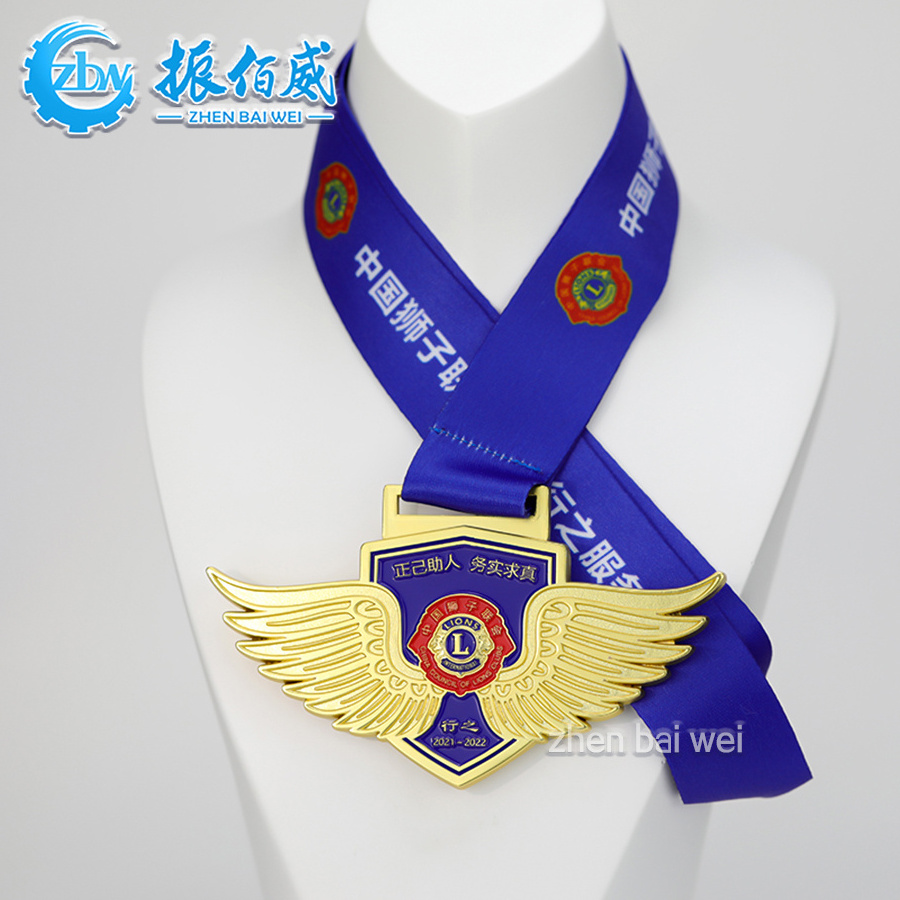 Wholesale Cheap Personalized Design Zinc Alloy Custom Wings Flying Wing Marathon Running Gold Plated Medal Metal