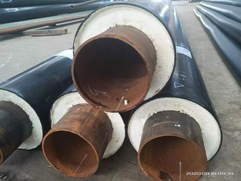 Two-component closed-cell polyurethane foam for thermal insulation of steel pipes