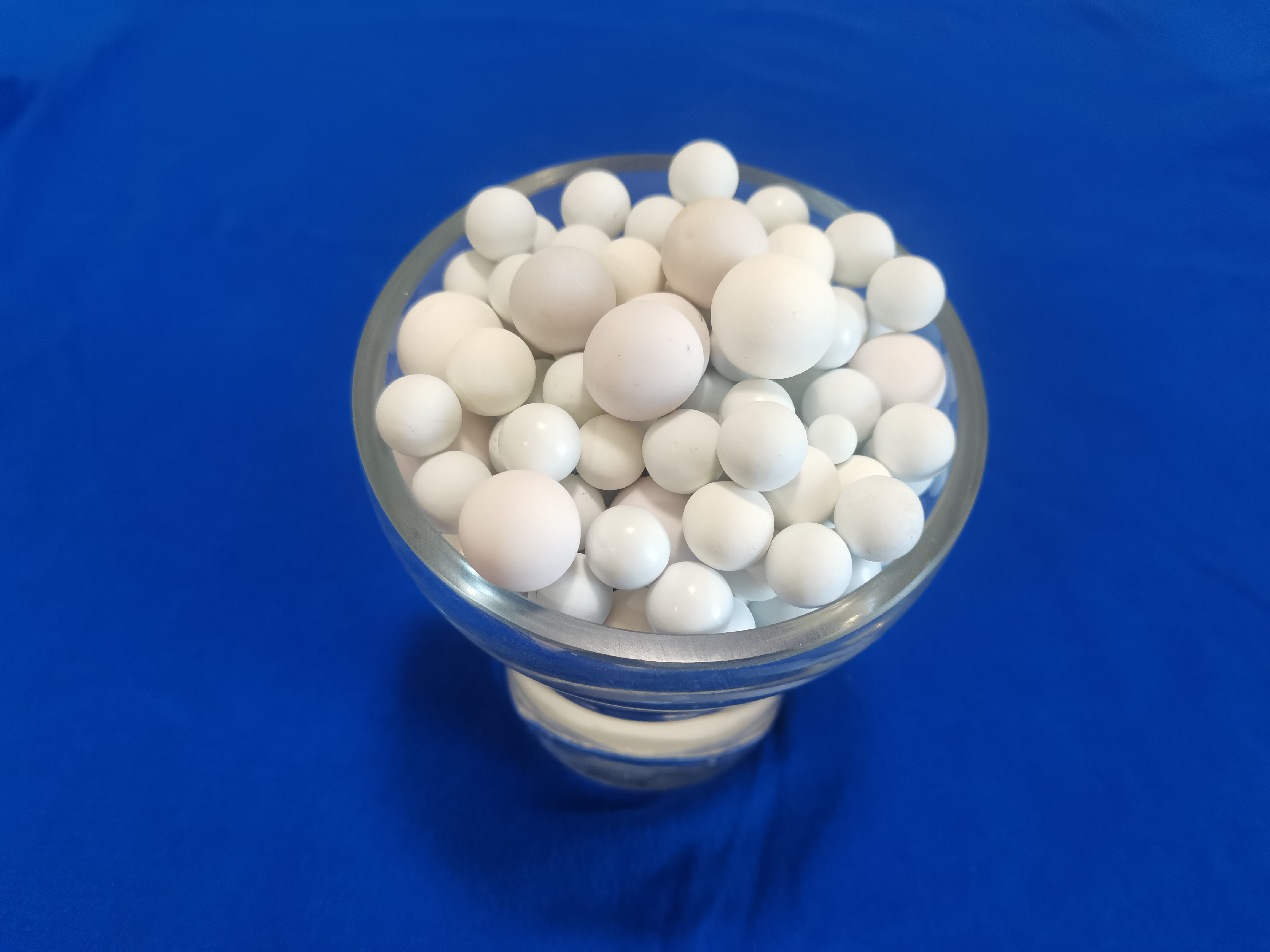 High Alumina Grinding Media Balls, High Alumina Porcelain Grinding Balls