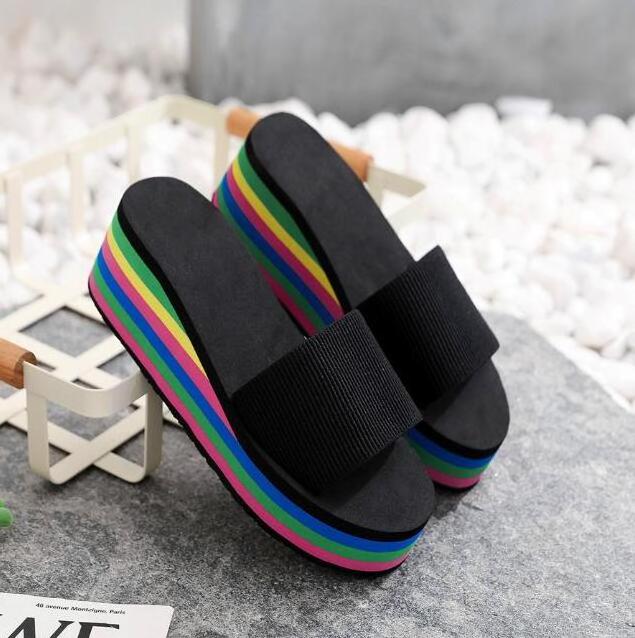 Wholesale Summer Flat Bottom Wedge Bath Slippers Rainbow Beach Thick Heel Colorful Women's Flip Flops Slippers