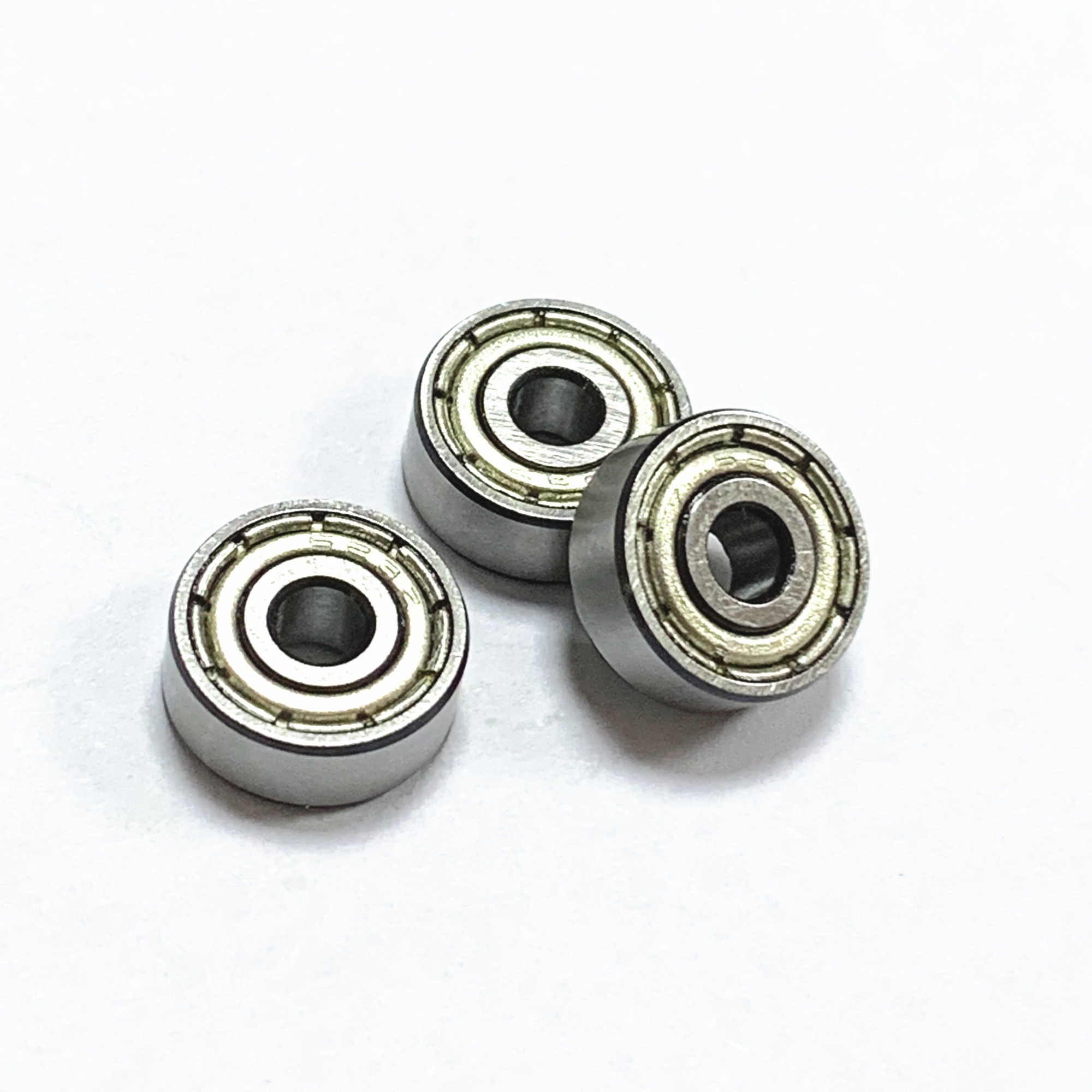 Ready to Ship 608ZZ 608 608Z bearing 8X22X7MM 6203 6204 6205 6205-RS Deep Groove Ball Bearing