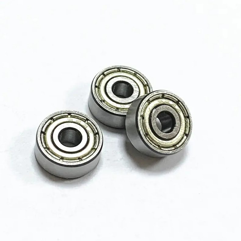 Free Sample customized stainless steel flat head cylindrical 6204 6302 6000 6300 6203 6301 608 zz 2RS Deep Groove Ball Bearing