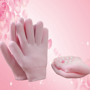 Gel moisture gloves for hand spa mask to make skin soft and whiten and exfoliating