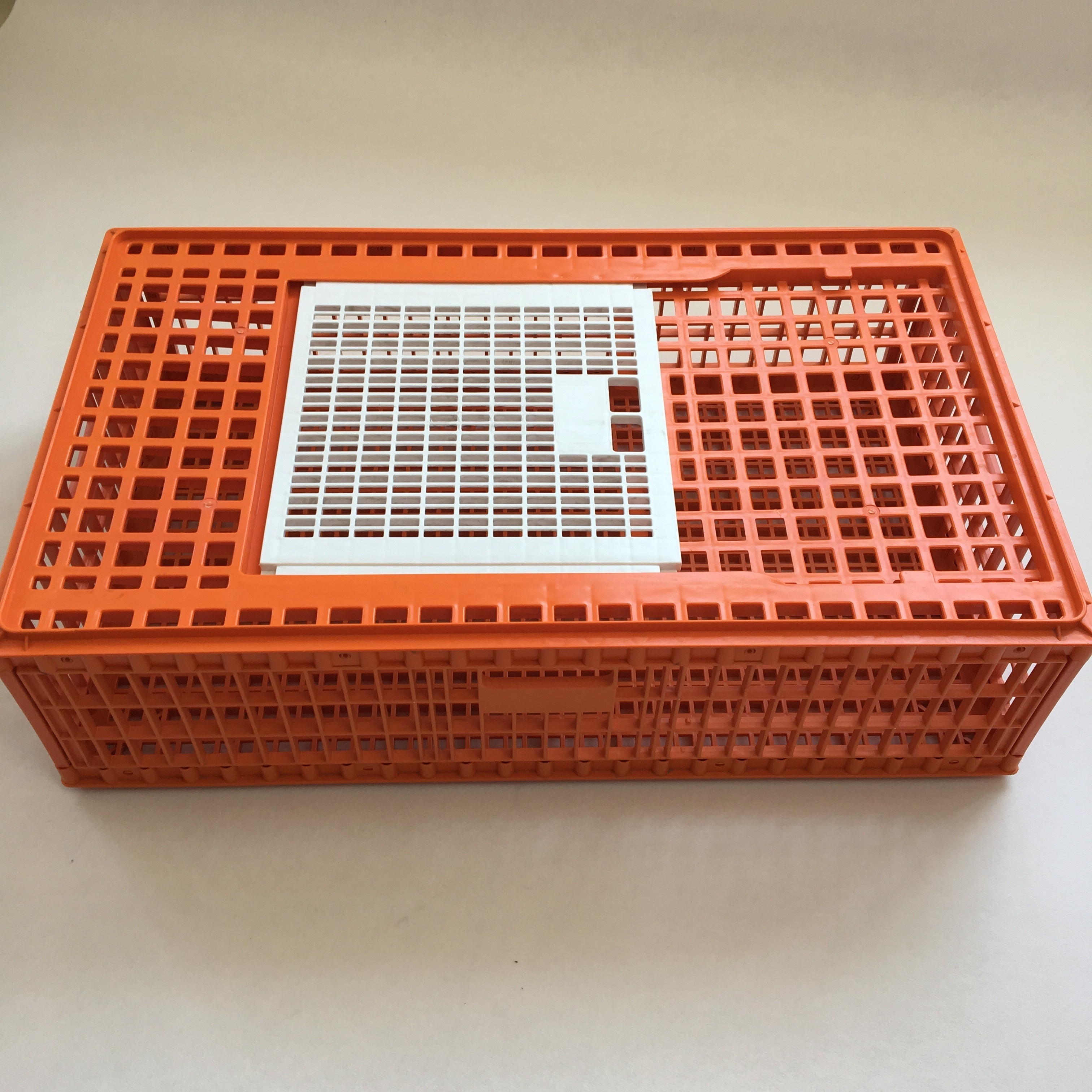 2022 hot sale plastic poultry chicken transport cage or crate