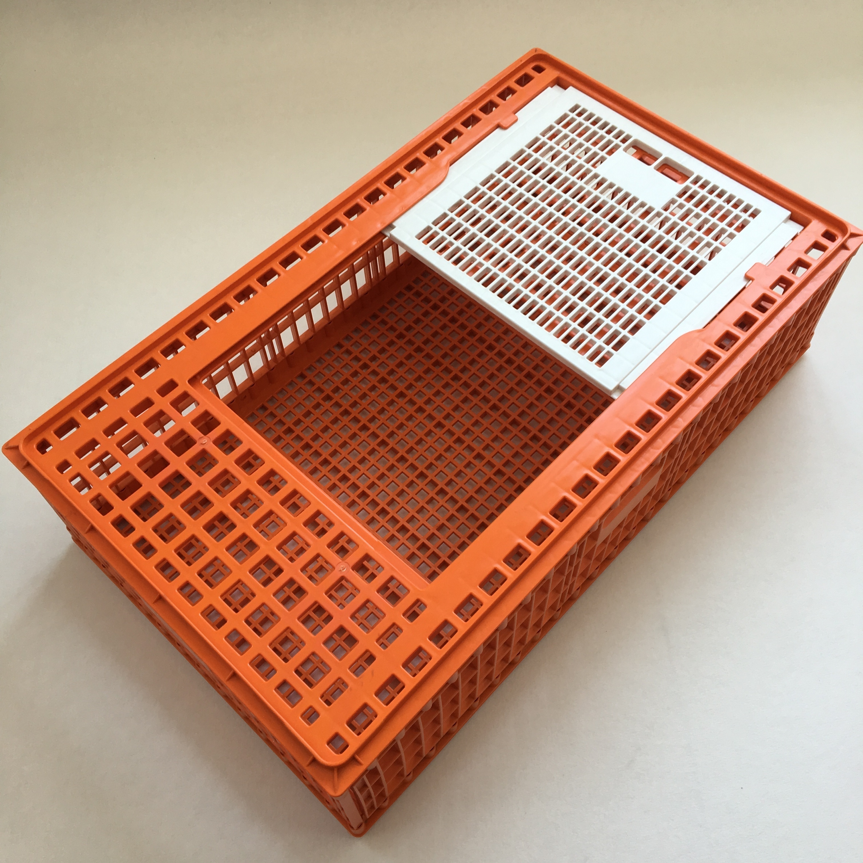 2022 hot sale plastic poultry chicken transport cage or crate