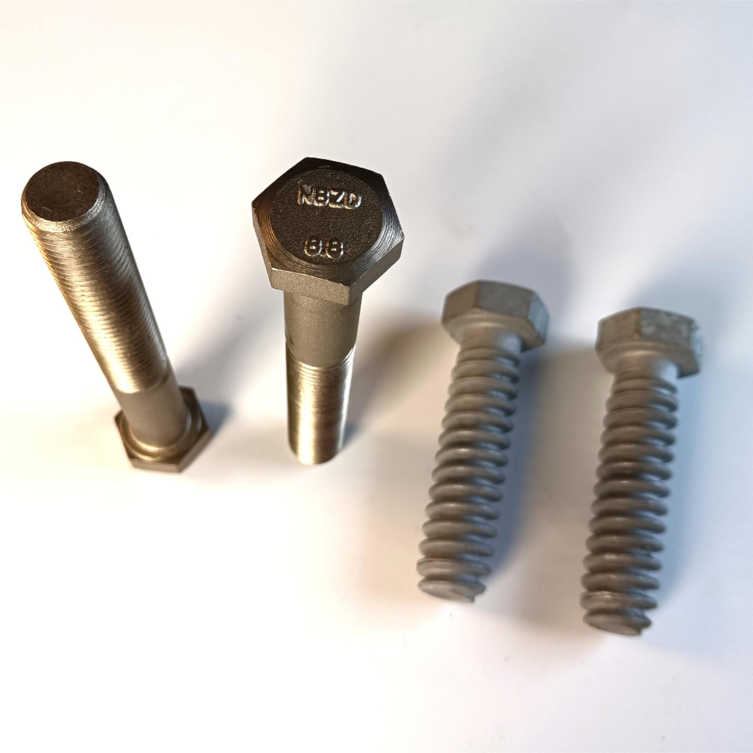 New Popular M20 / M24 / M30 / M36 / M48 Thread Size Surface Nickle-Plated Hdg Finish Hex Bolt