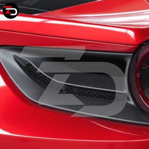 High Quality Dry Carbon Material Tail Lamp Cover For Ferrari 488 GTB And Spider