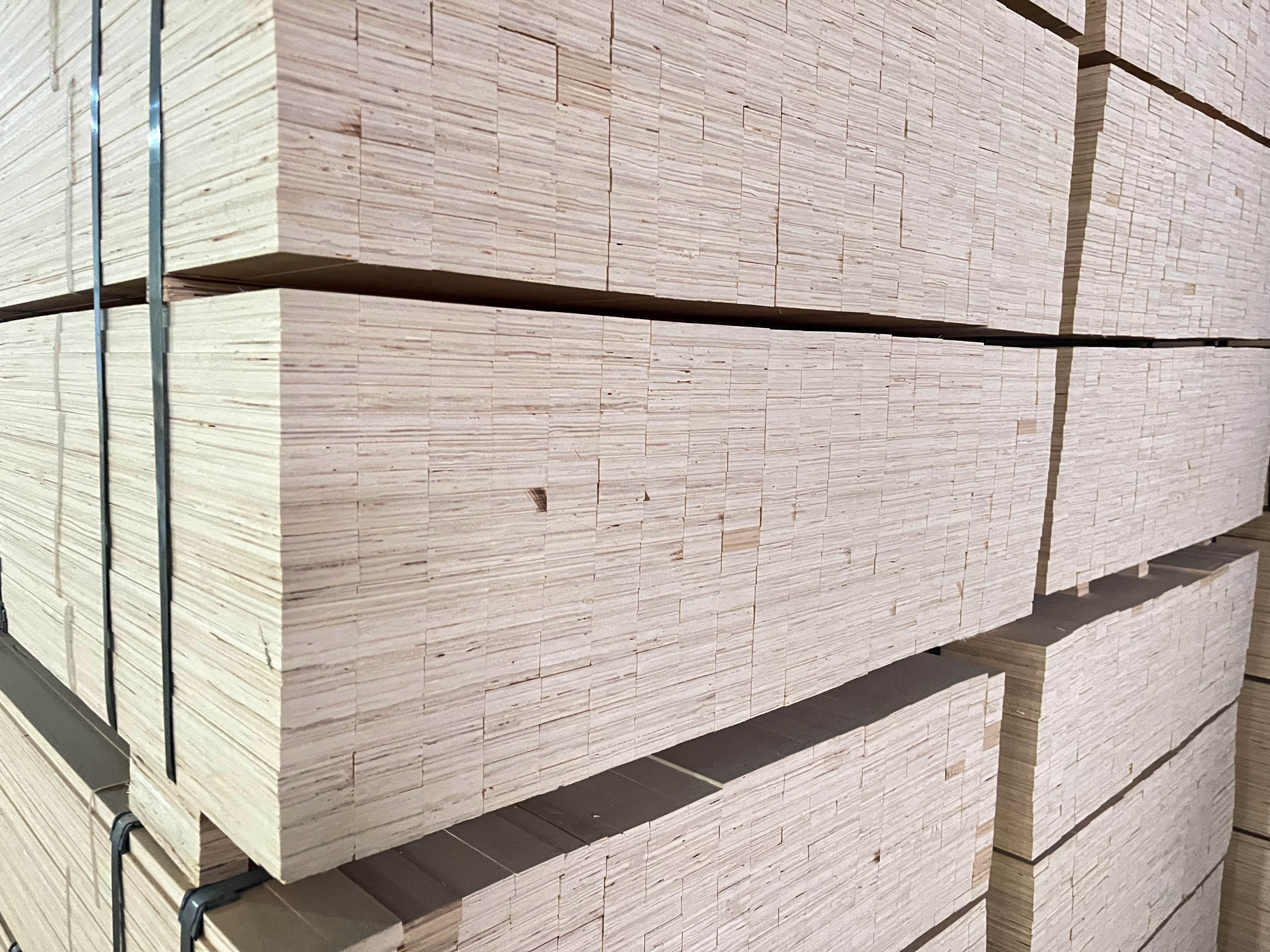 Full Poplar Timber Lumber Plywood for Furniture Building Beams High Quality Class Plywood