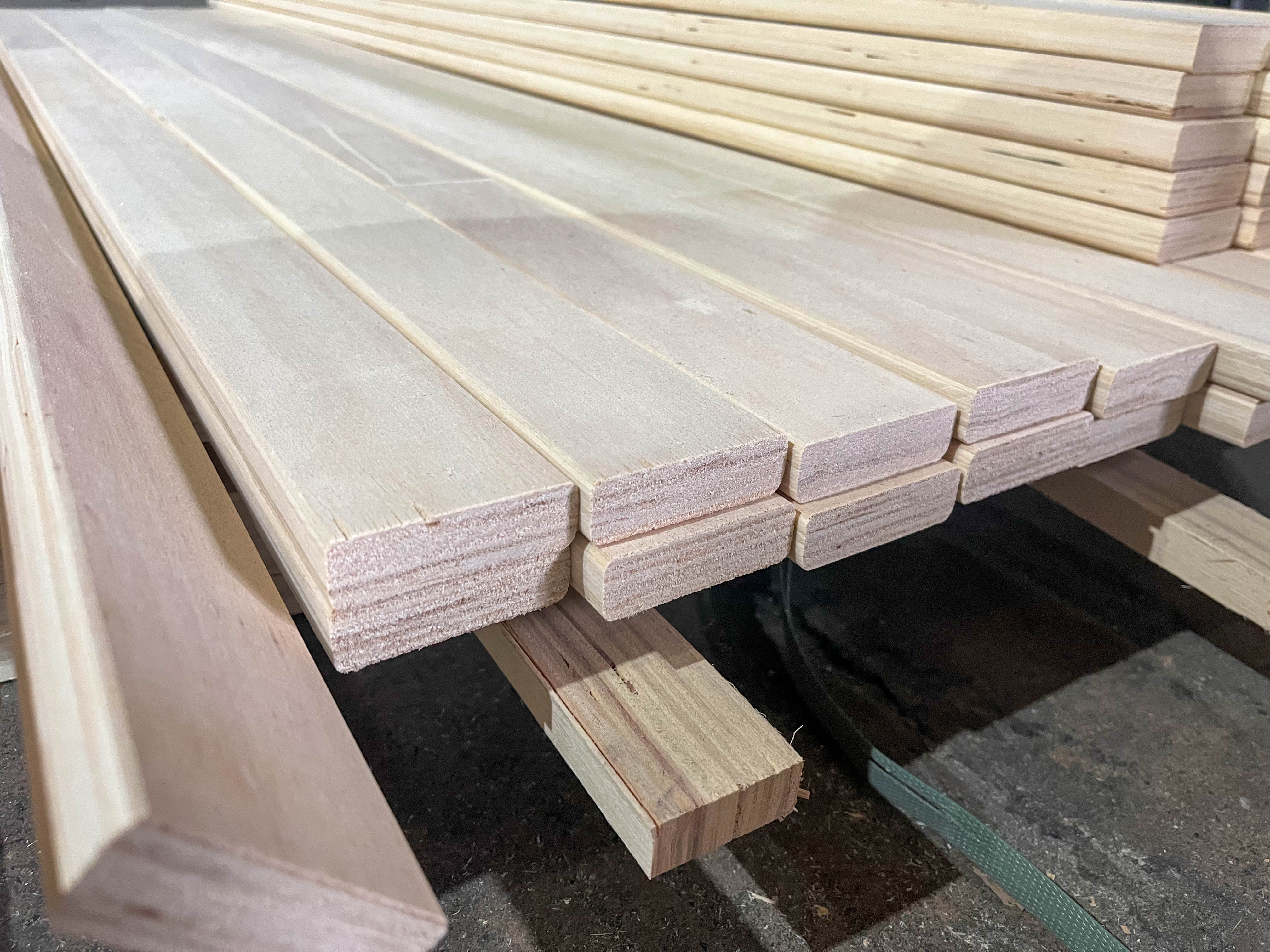 Full Poplar Timber Lumber Plywood for Furniture Building Beams High Quality Class Plywood